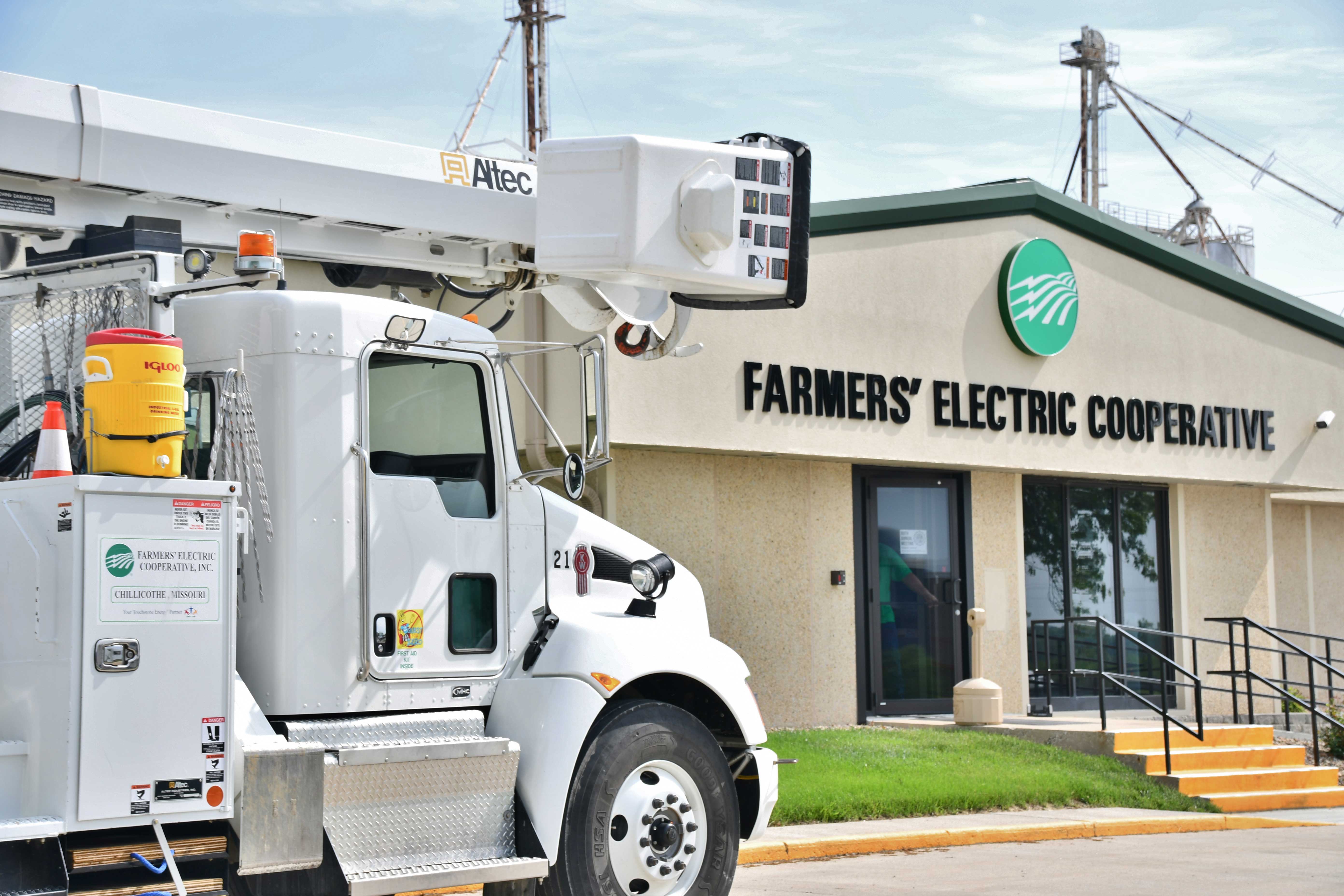 FEC office building and bucket truck